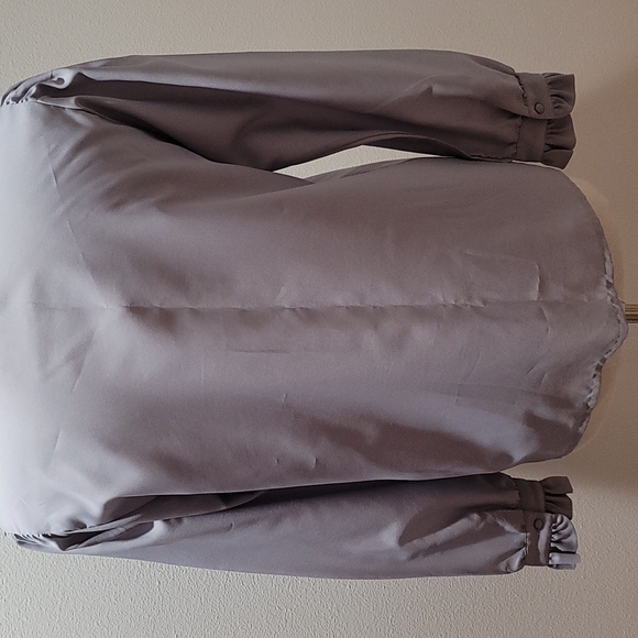 VICTORIAN ROMANTIC VINTAGE FEMININE COTTAGECORE BUTTON DOWN LAVENDER BLOUSE TOP - Picture 11 of 16